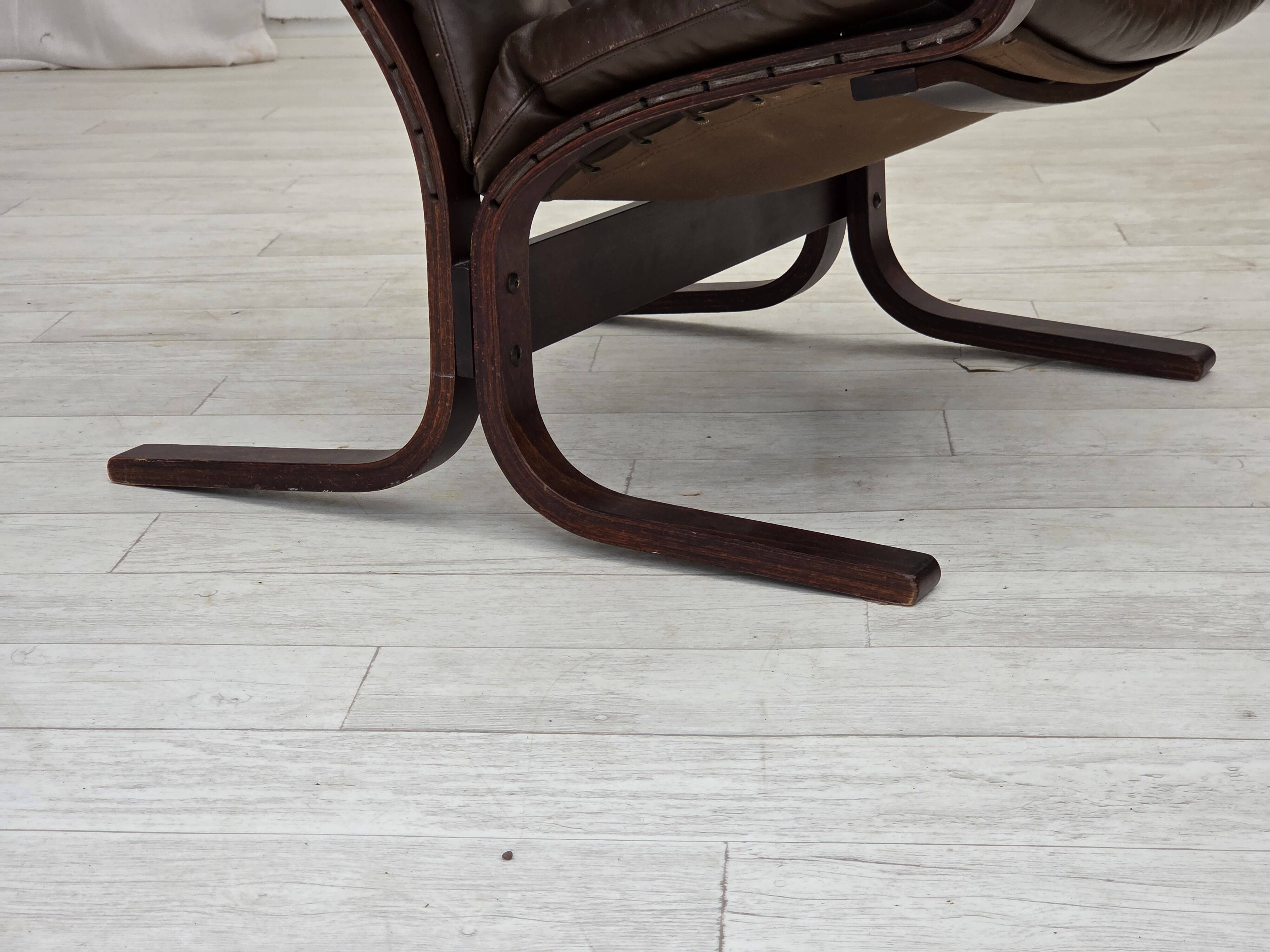 1970s, Norwegian design by Ingmar Relling for Westnofa, model "Siesta".