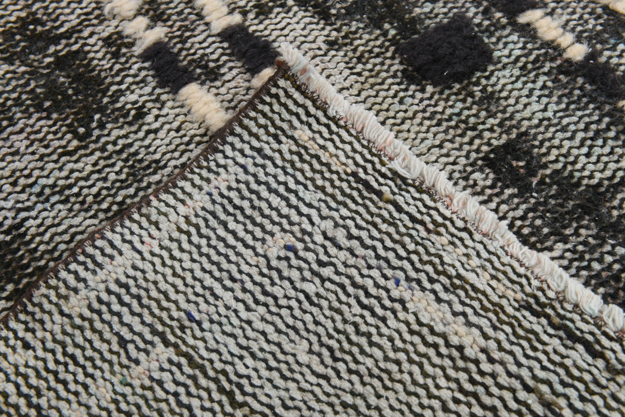 3x9 handmade pom pom vintage runner rug 285x73cm