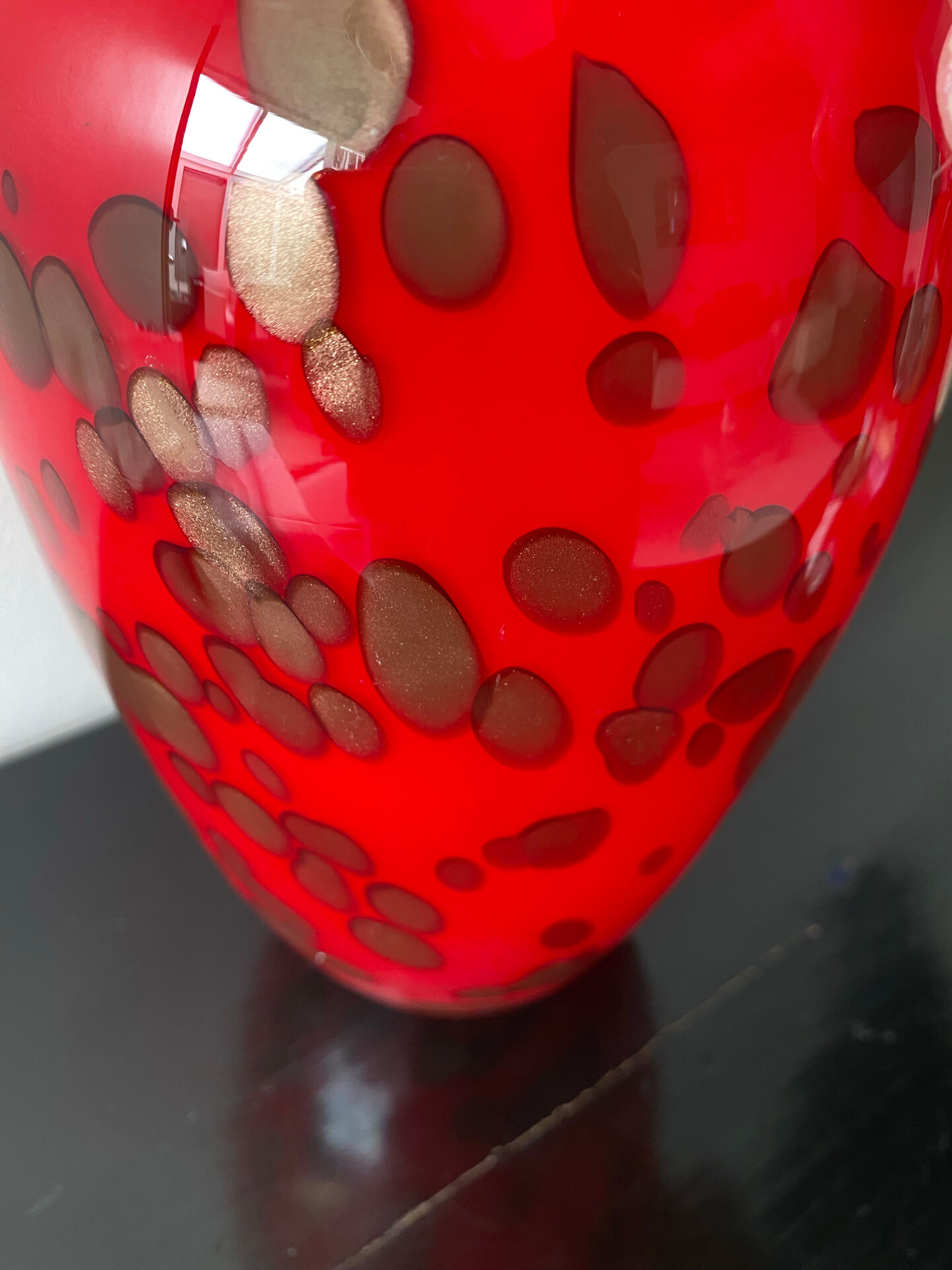 Vase Murano vintage rouge avec paillettes d or