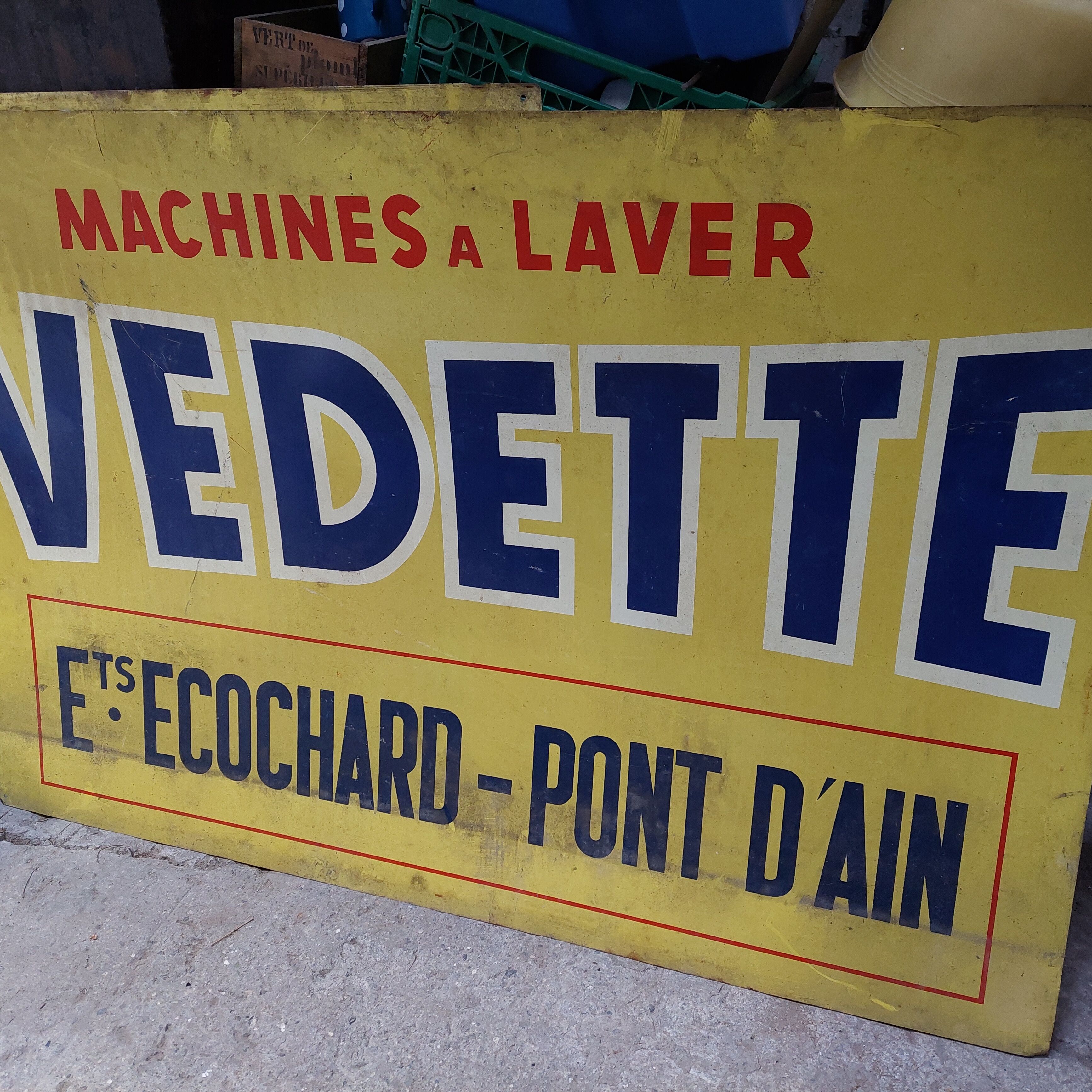 Panneau publicitaire tôle