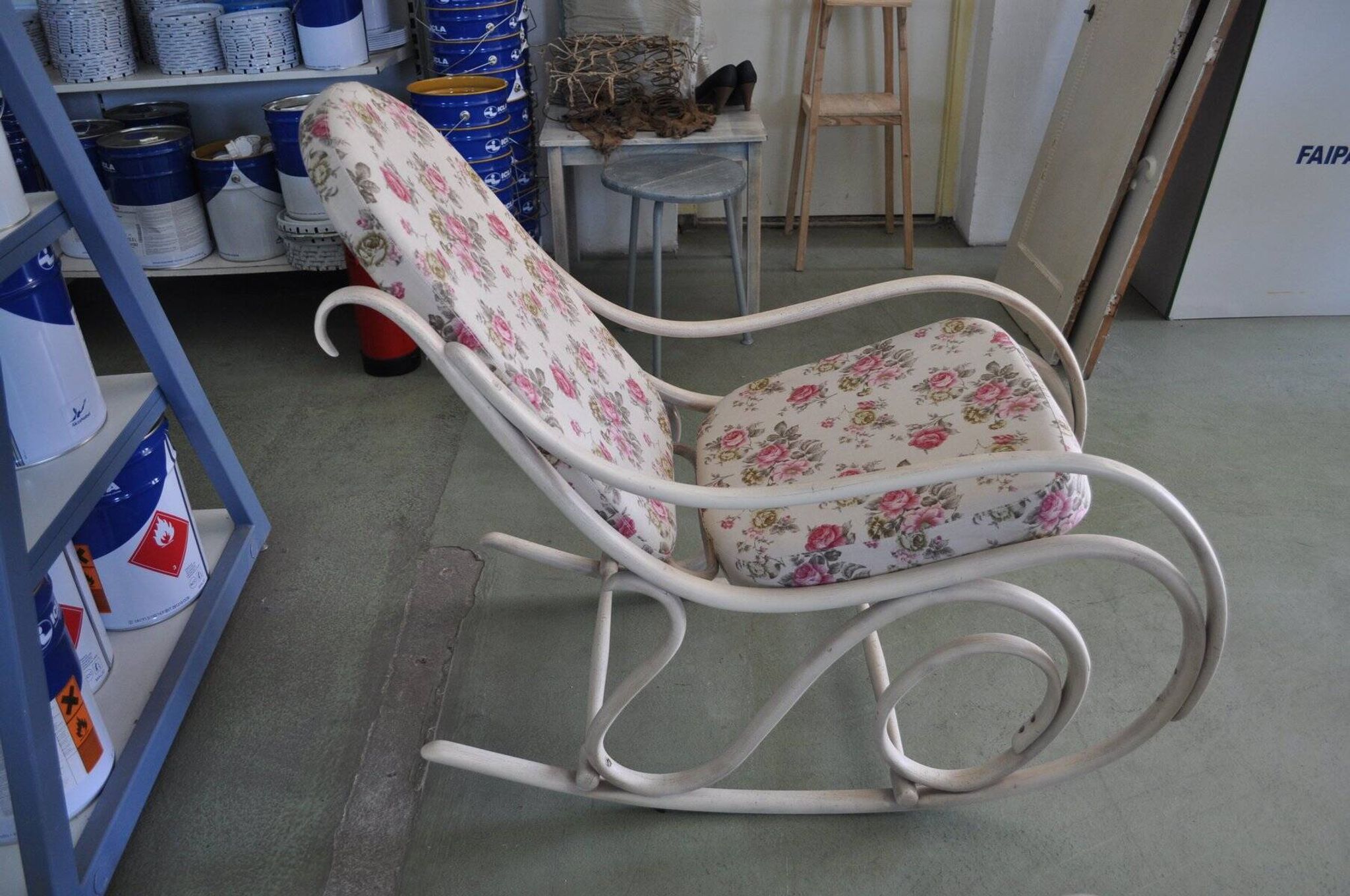 Chaise à bascule ancienne de Thonet