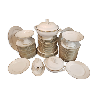 Limoges porcelain table service 79 pieces