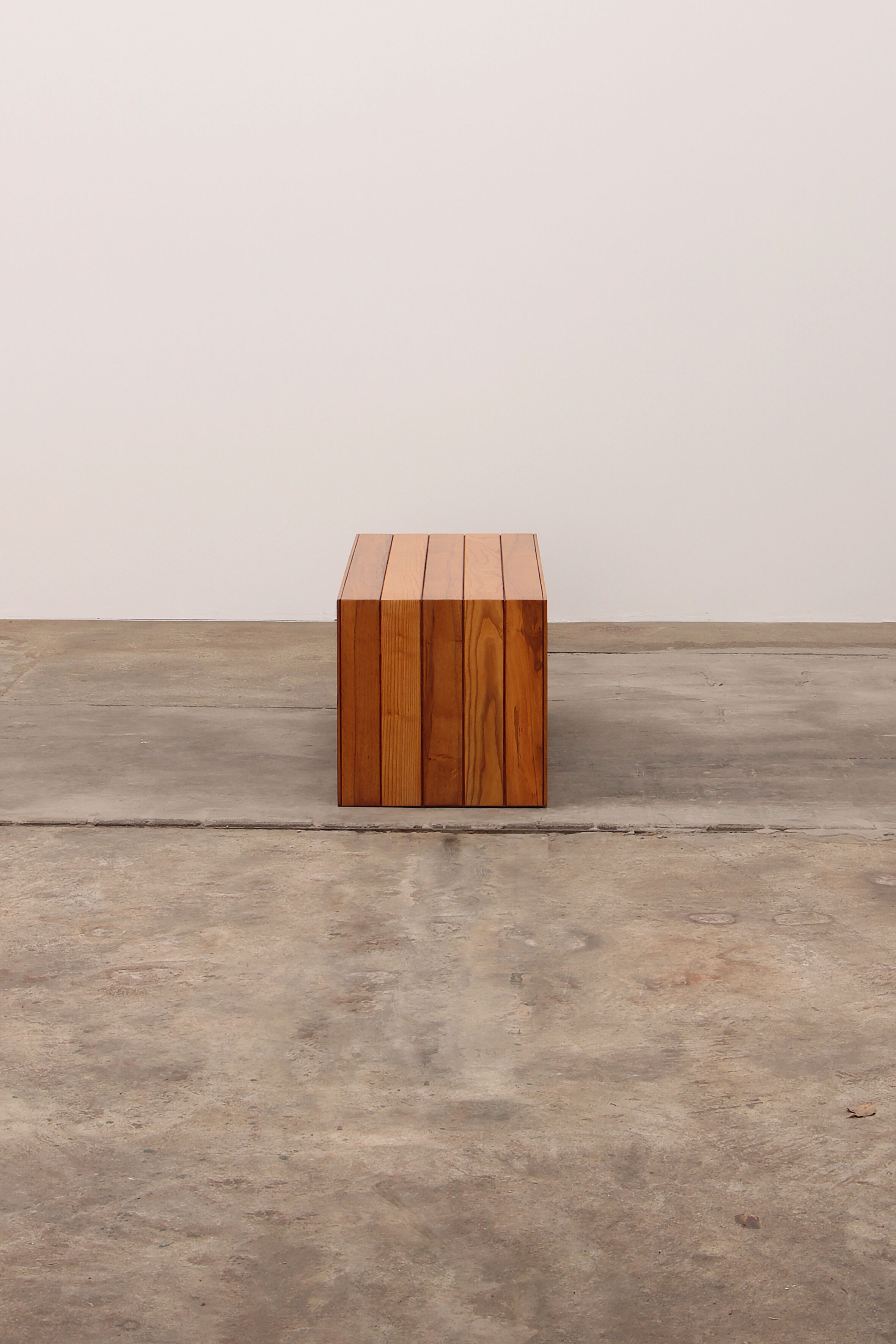 Modular beech set of two room dividers with benches, 1970 Italy