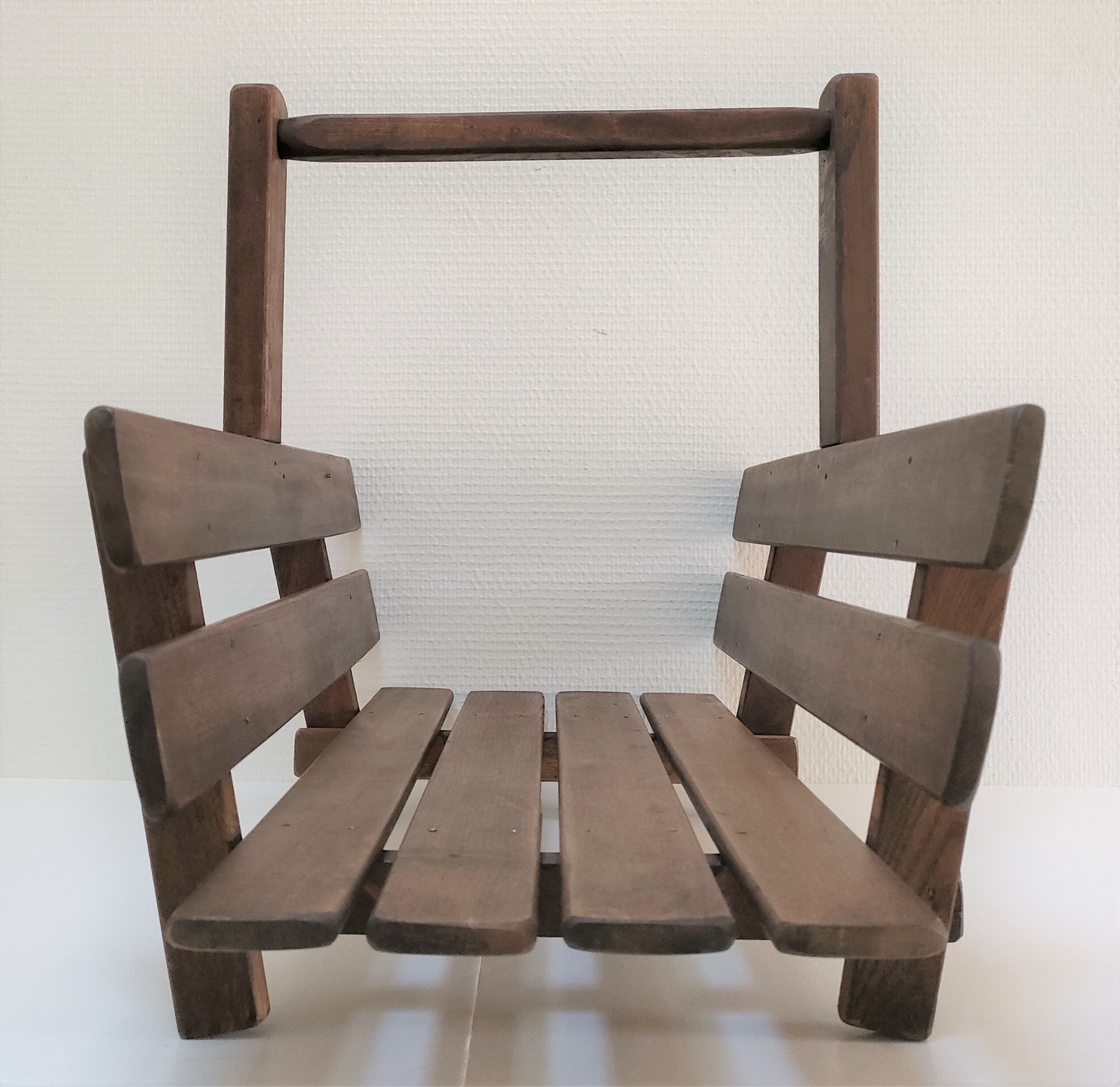 Solid wood log basket with vintage slats