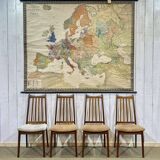Suite de 4 chaises en teck des années 70