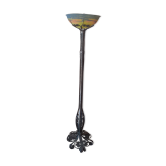 Lampadaire fer forgé année 30 avec tulipe, en verre marmoréen, des frères Muller