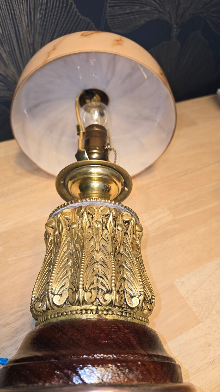 lamp 1900 brass bronze wood, marbled opaline shade 43x23 inter with dash