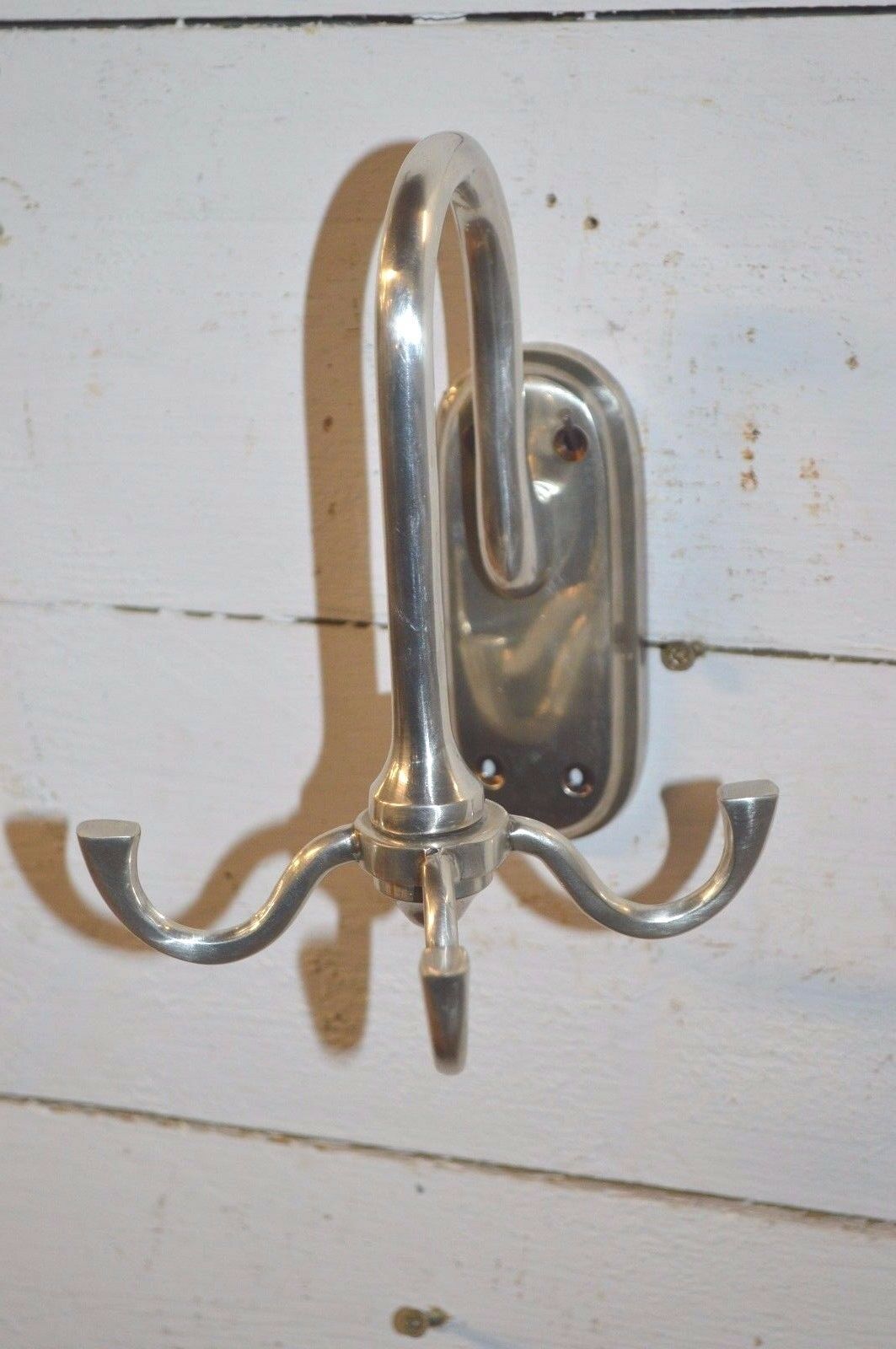 Porte manteau rotatif