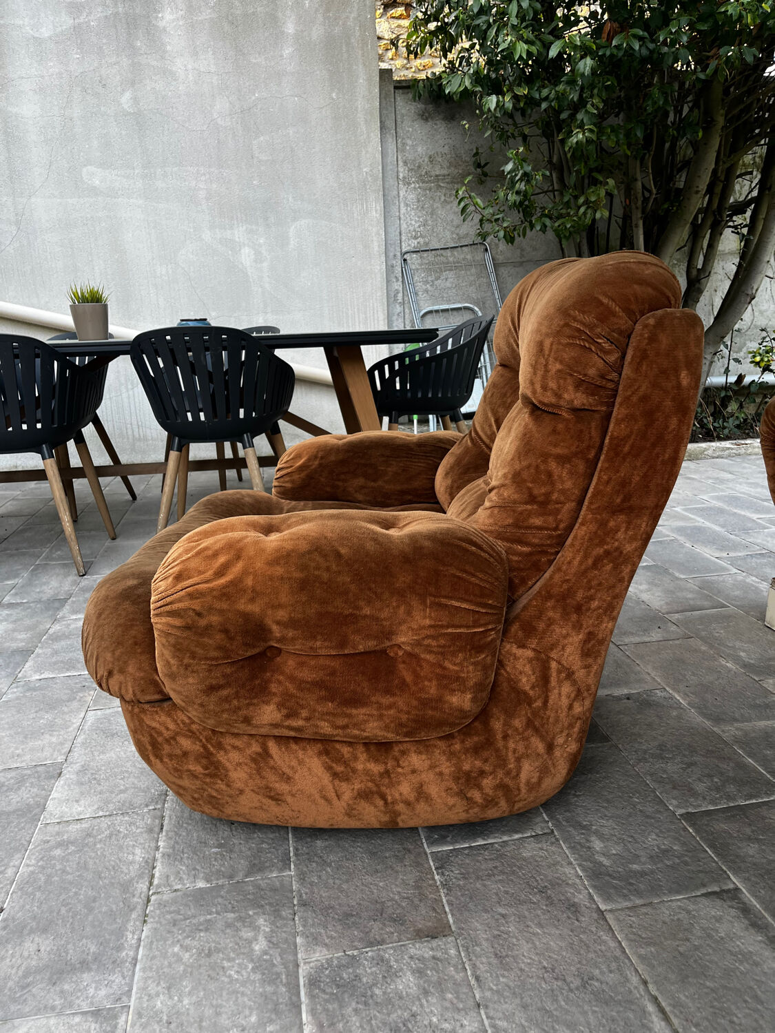 Vintage retro bubble armchair
