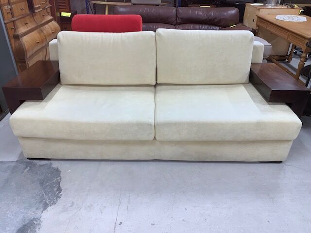 Design sofa 3 places in microfiber and wood