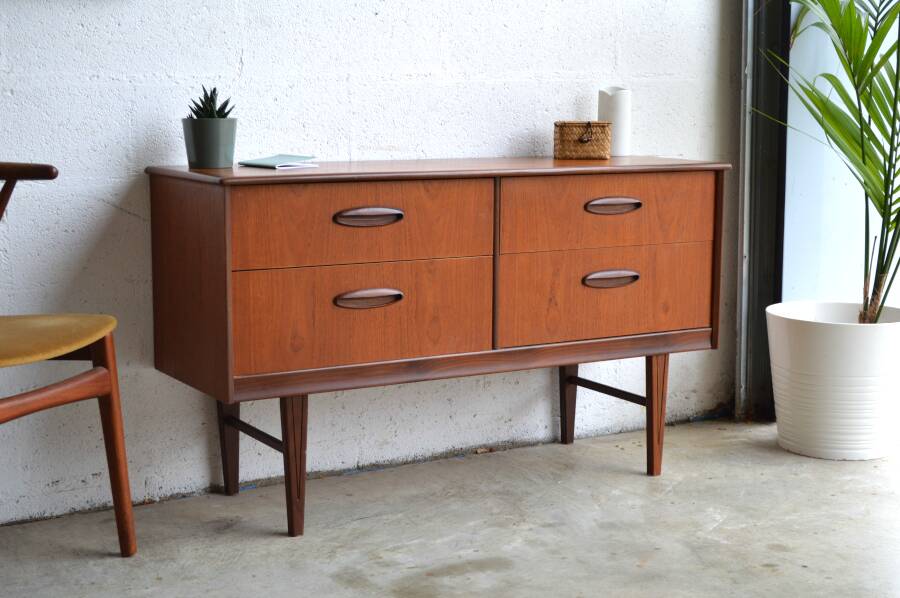 Enfilade/sideboard with 4 drawers, 123 cm