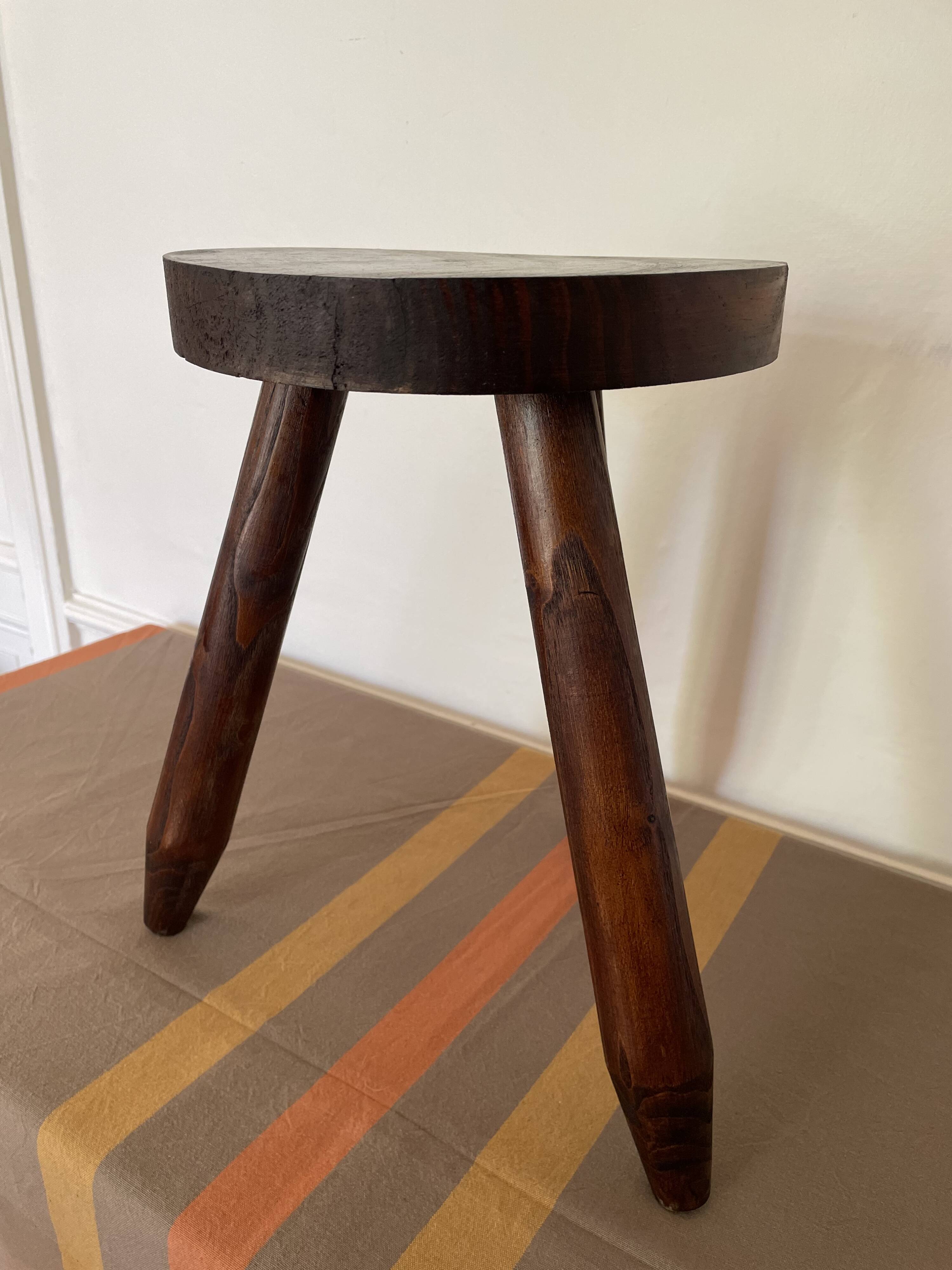 Tripod stool
