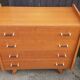 Commode vintage , pieds compas