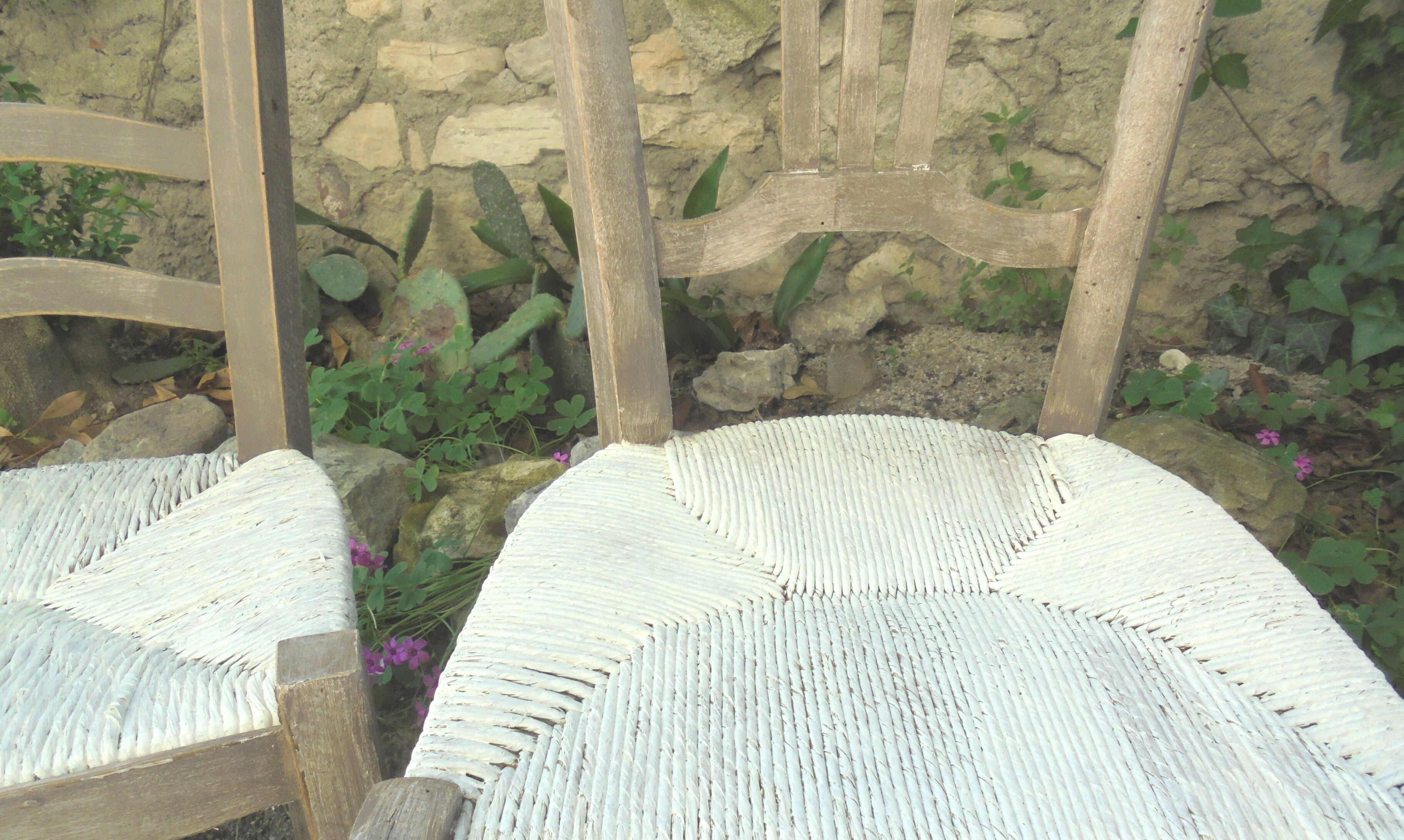 Lot 4 mulched chairs