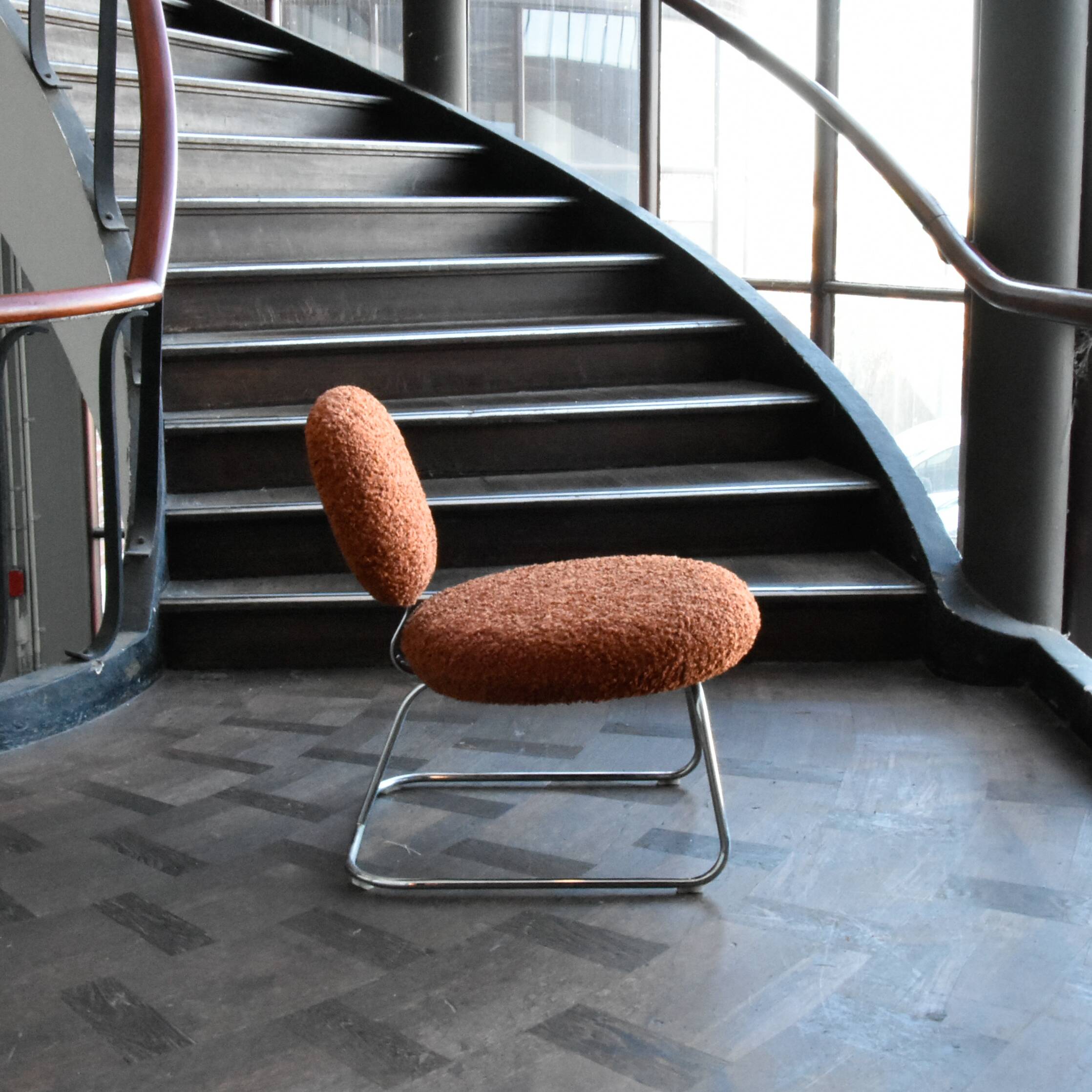 Artifort vega Chair