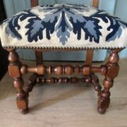 Series of 6 Louis XIII style chairs, in walnut