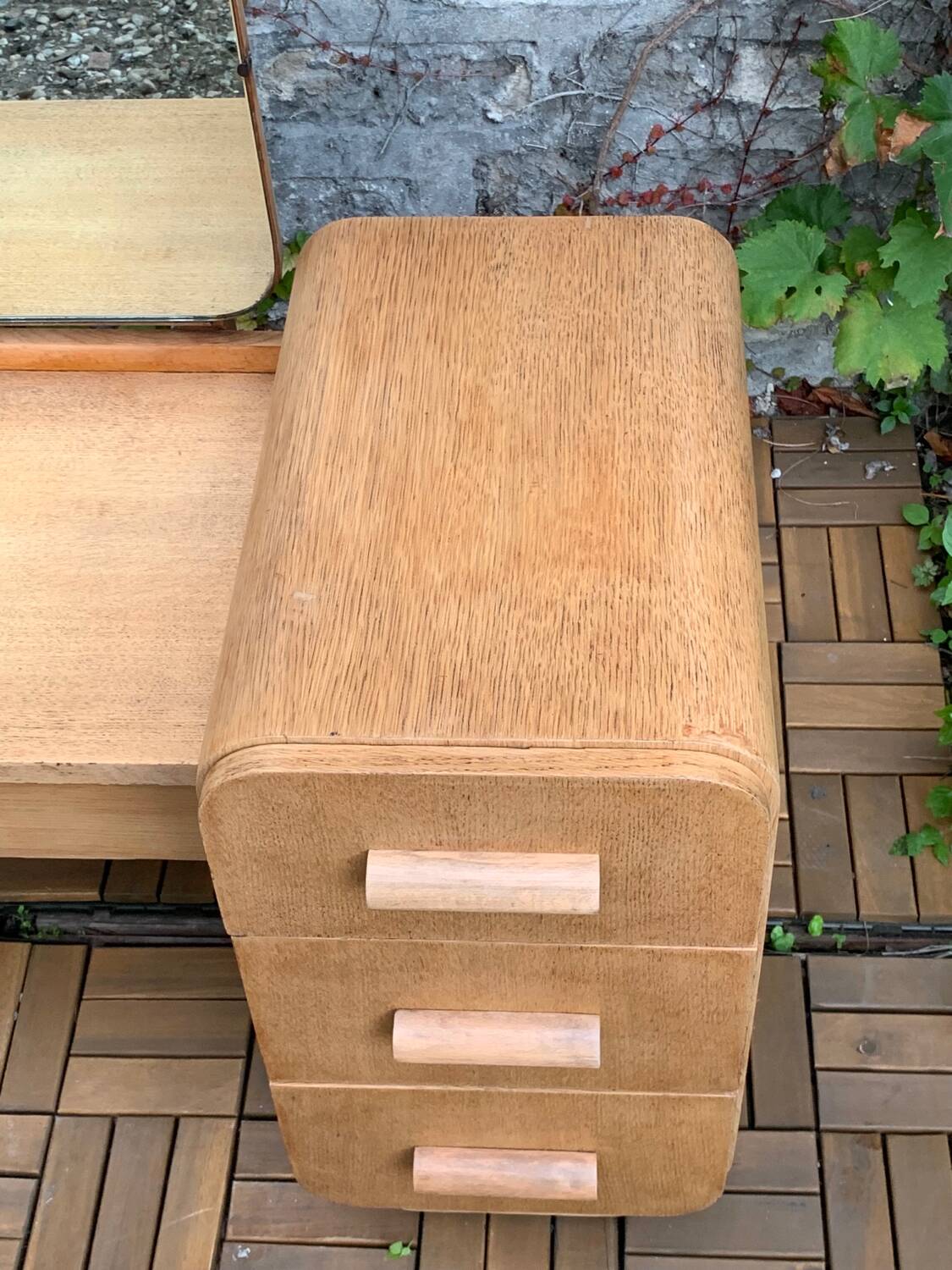 Art Deco dressing table in raw oak produced by Tatra Nabytok Czechoslovakia 1950