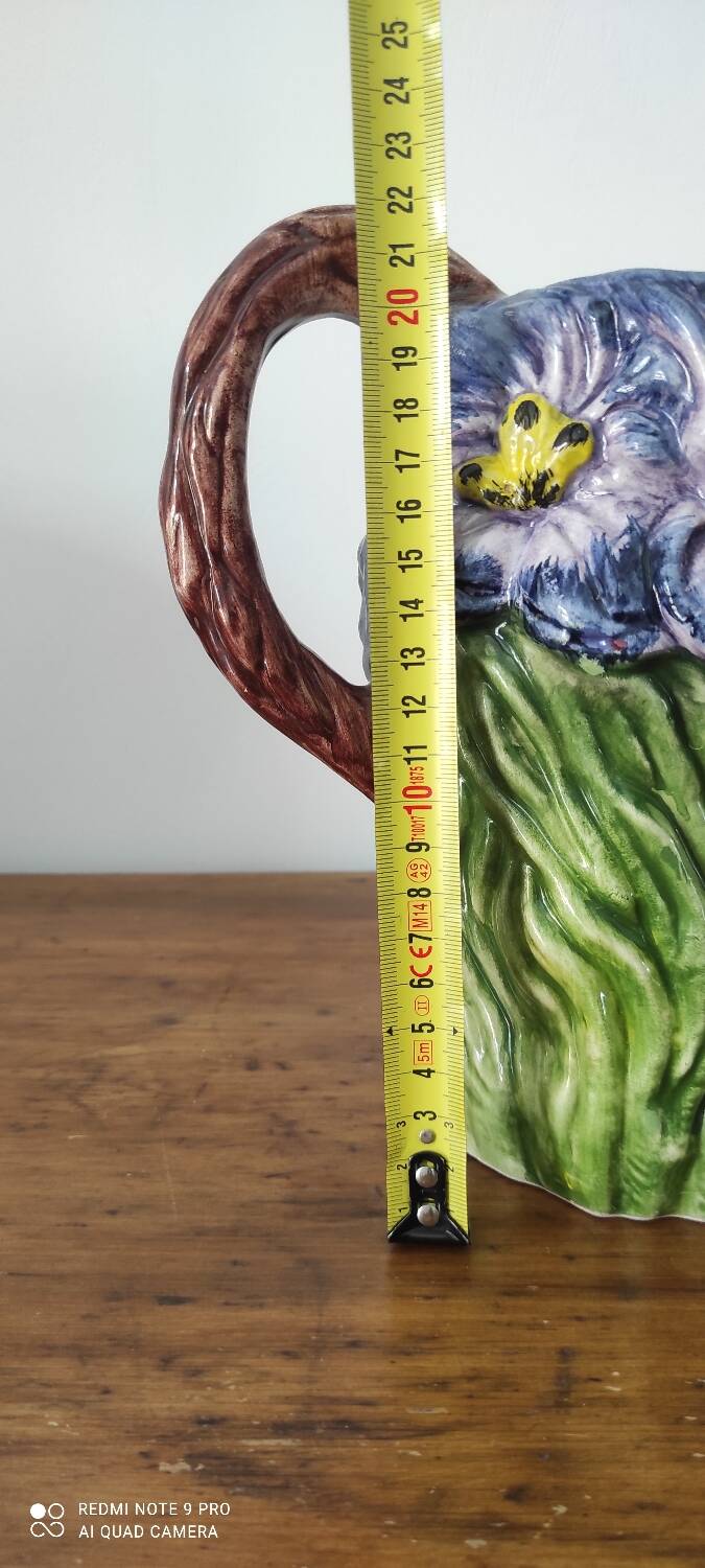 Iris Barbotine Carafe