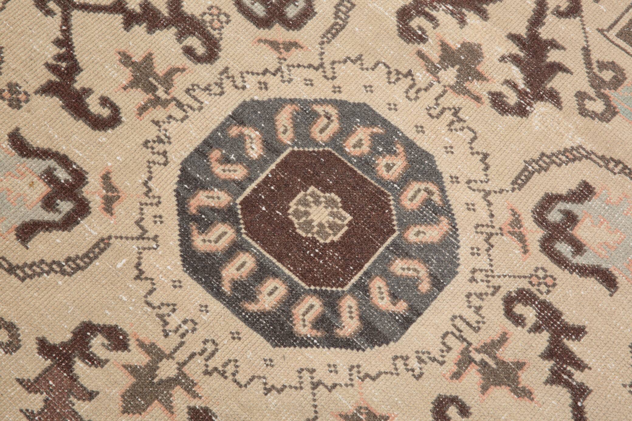 5x8 Vintge Peach & Brown Persian Vintage Rug, 140x247Cm