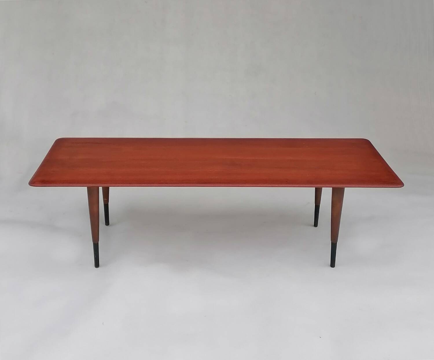Table basse en teck par Peter Hvidt & Orla Molgaard pour France & Son