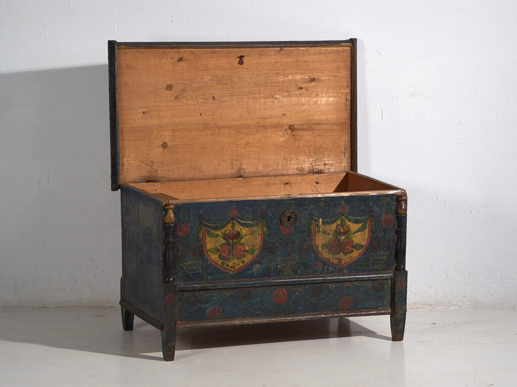 Old hand-painted mallet – Central Europe (circa 1850)