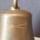Cloche en bronze laitonné