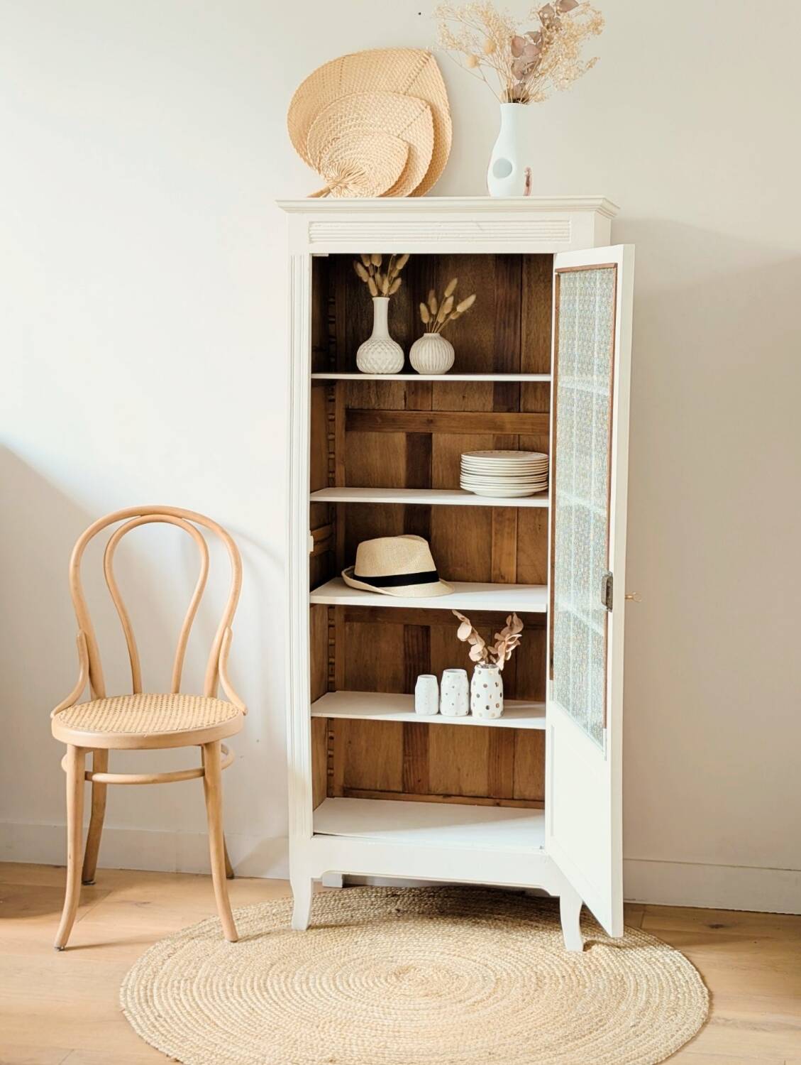 Renovated glass Parisian bonnet maker