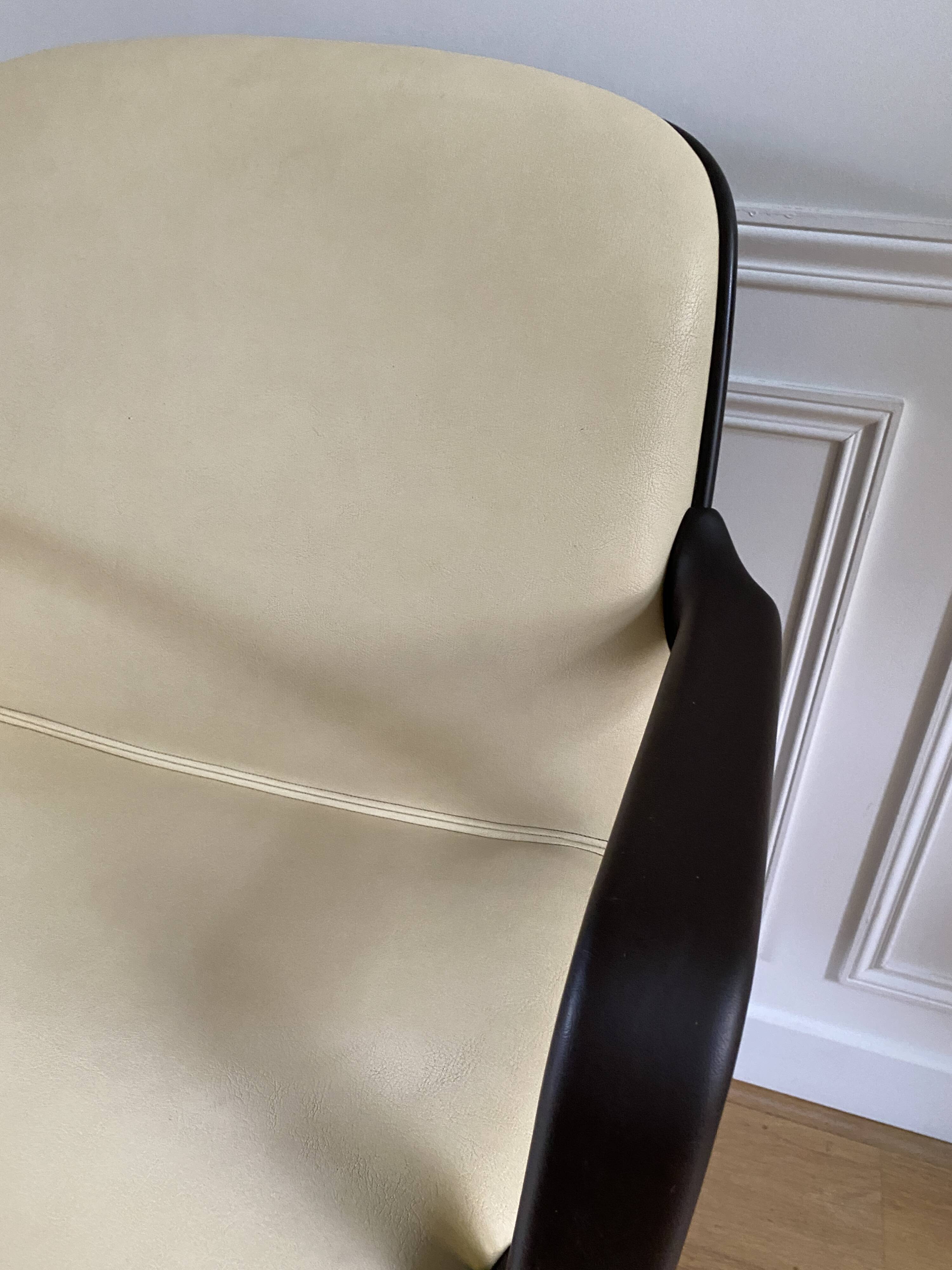 Vintage office chair "Executive chair" Edition Comforto, after CHARLES POLLOCK (1930-2013)