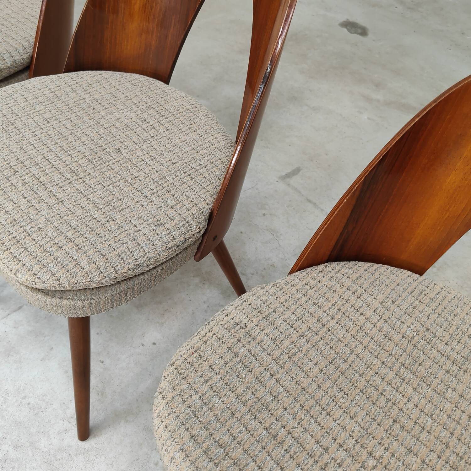 Set of 4 chairs by Antonin Suman for Tatra Nabytok 1960