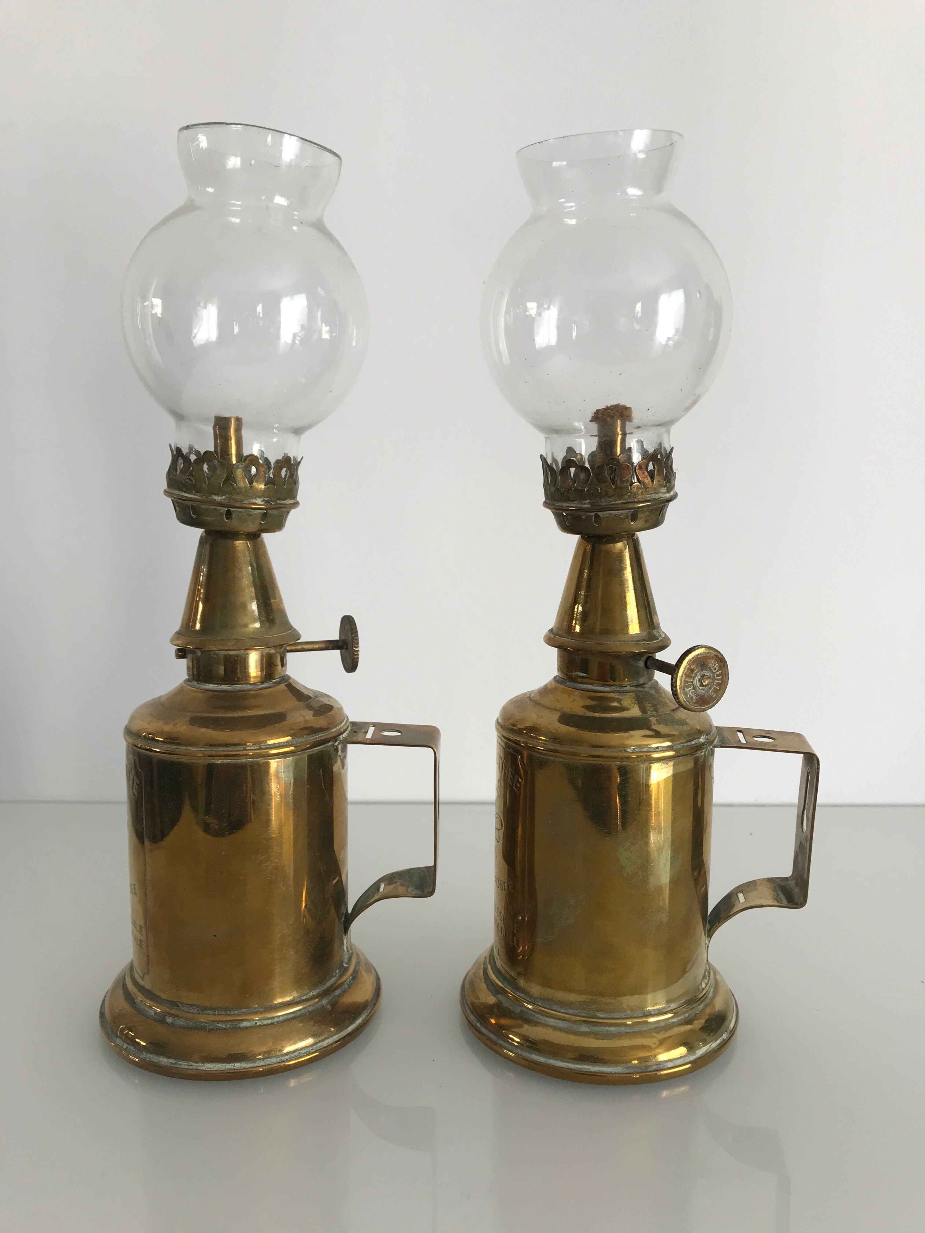 Lampe feutrée abeille laiton lot