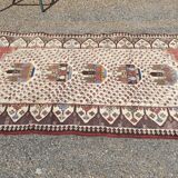 Oriental wool rug entirely handmade