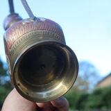 Verseuse orientale en laiton gravé – H29 cm x L22 cm x P7 cm