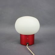 Lampe de table en verre opalin Burgundy Red de l'ère spatiale des années 1970