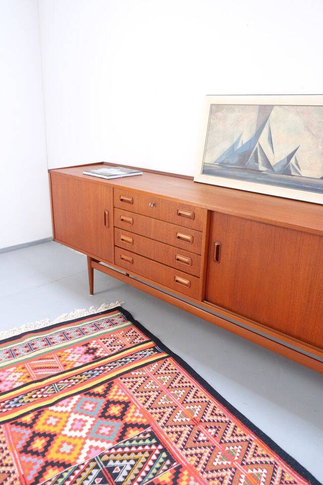Teak ring buffet in vintage retro style from the 60s-70s.