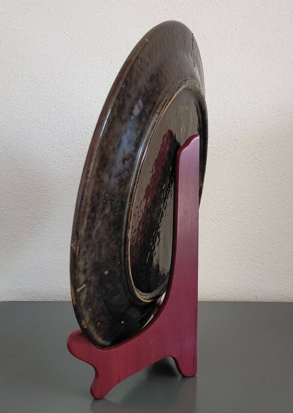 Plat vintage en terre cuite vernissée Dauphiné signé A.M.F.