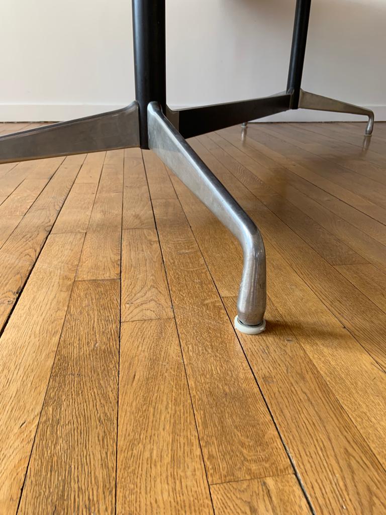 Rosewood table by Charles and Ray Eames, edition Herman Miller