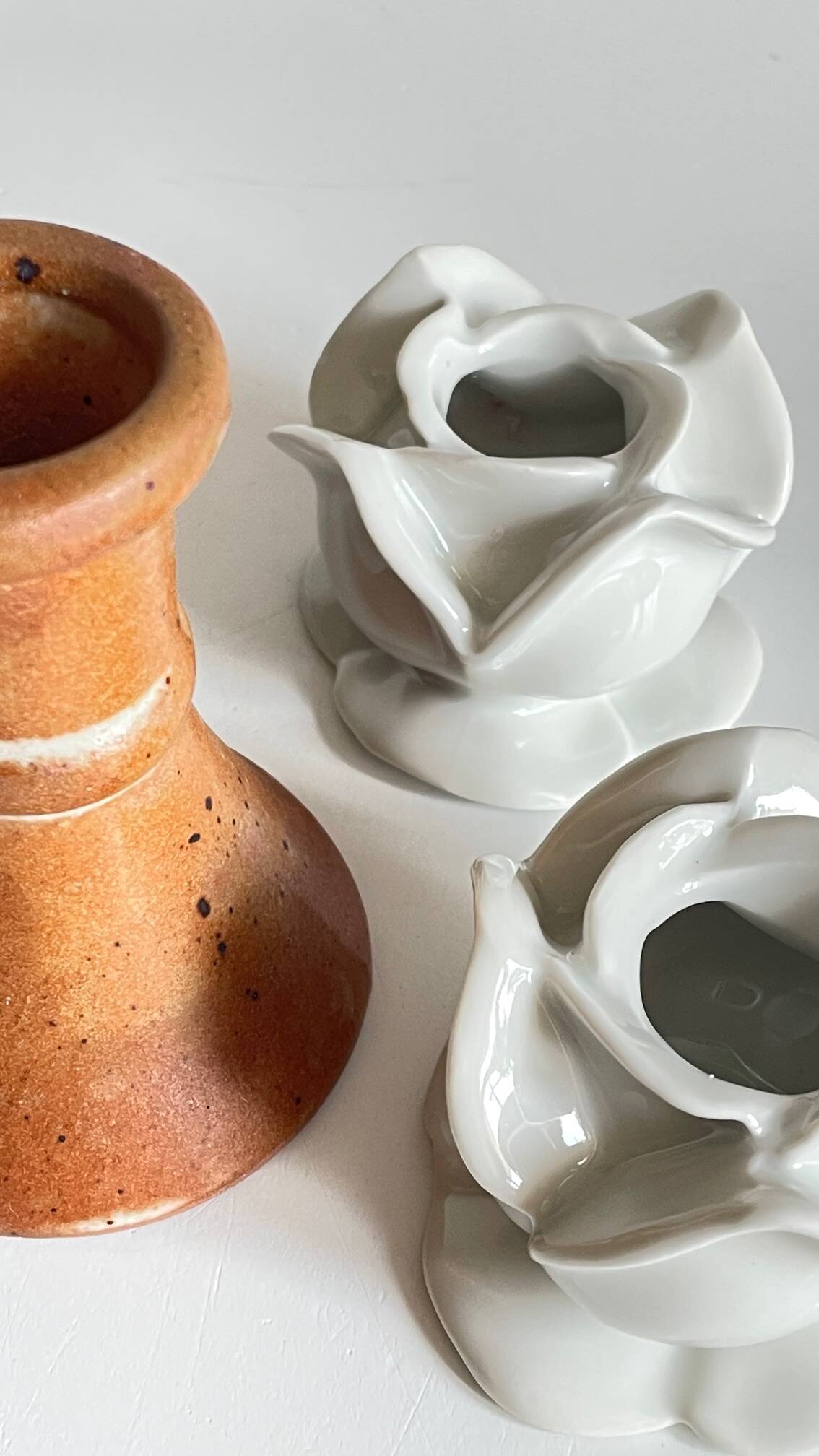 Lot bougeoirs porcelaine et grès vintage