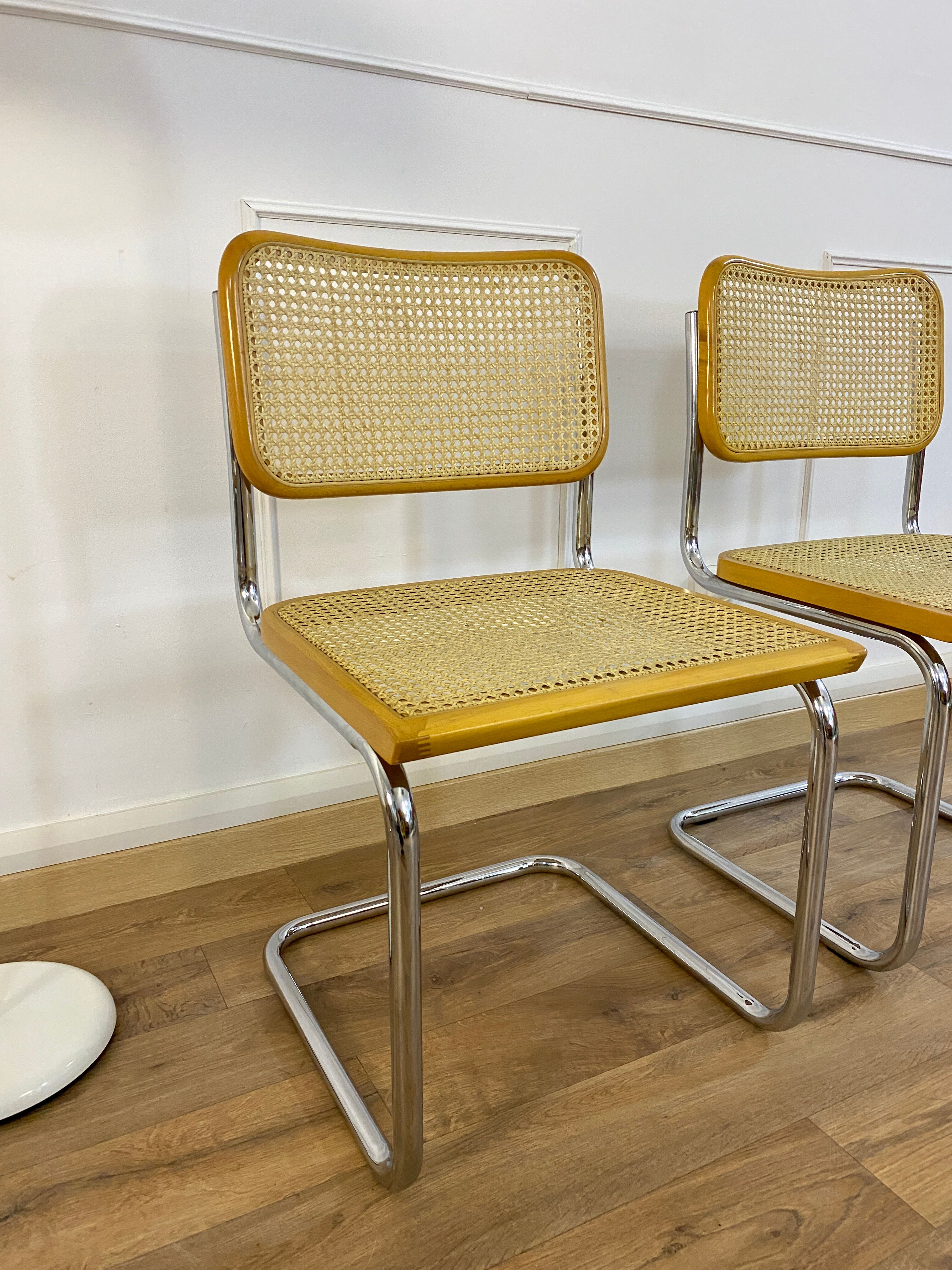 2 B32 chairs by Marcel Breuer