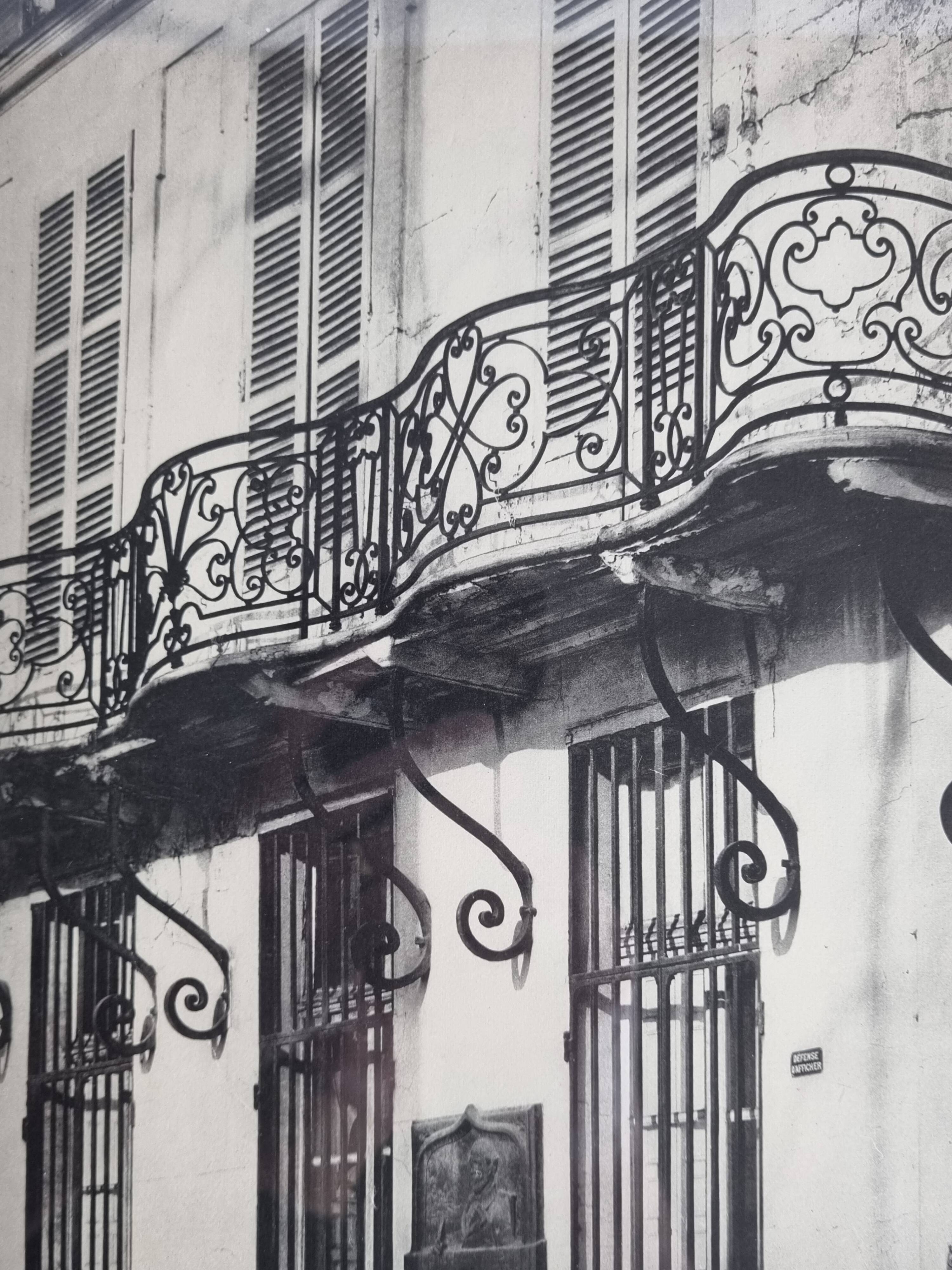 Rémy Duval – Parisian balcony, photoengraving from 1946 – Framed under glass