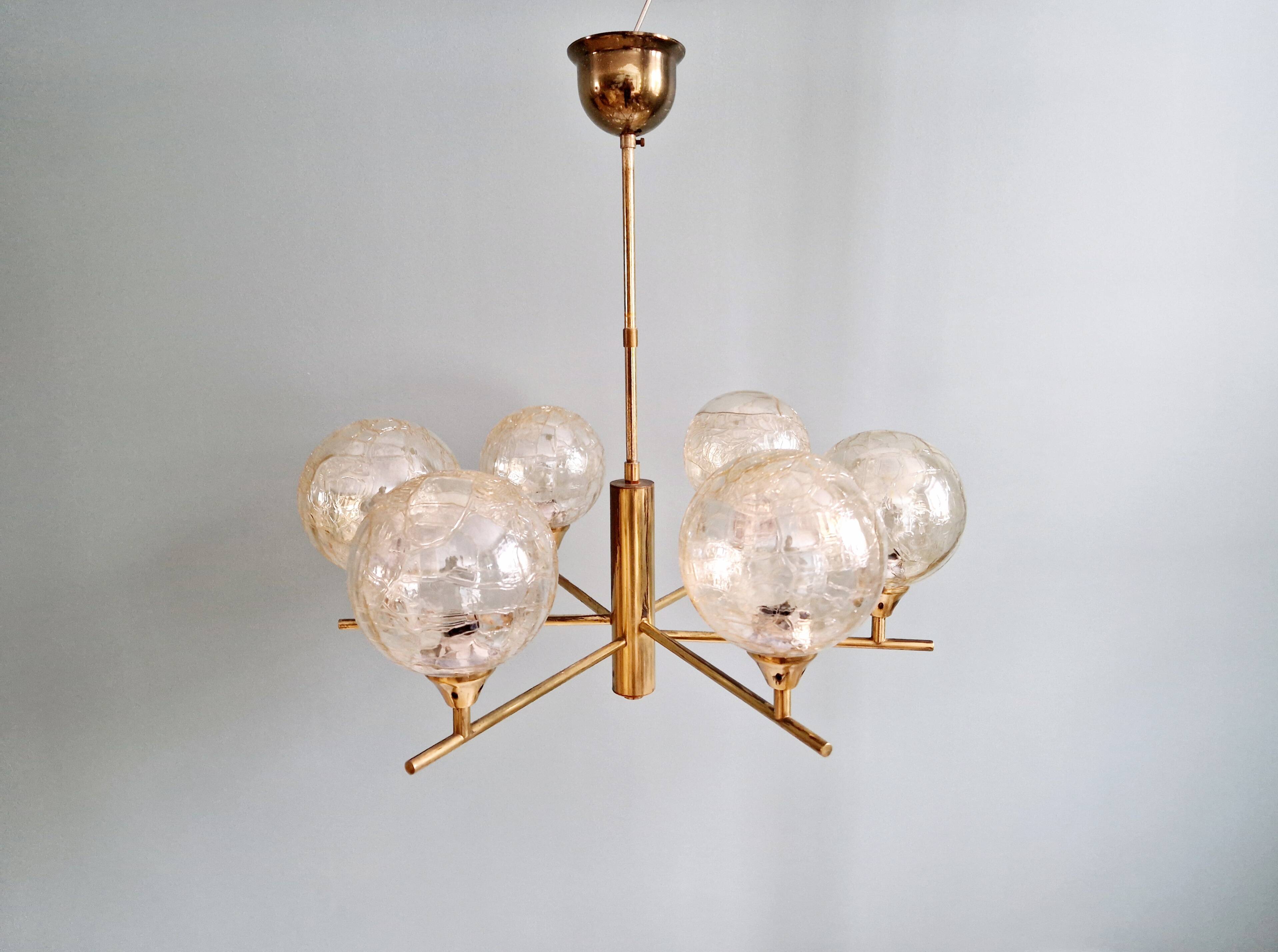 Brass chandelier with amber cracked glass globes, 1950s-60s