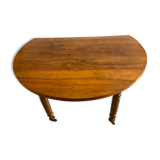 Round table with flaps