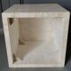 Cube en travertin table de chevet ou socle vers 1970-1980