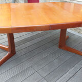 Baumann dining table