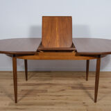 Mid-Century Oval Dining Table in Teak from G-Plan, 1960s