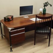 Rosewood desk, Italian design, 1970s, designers: Ico & Luisa Parisi, manufa