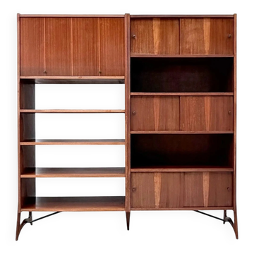 Bibliothèque de style scandinave en teck et laiton, 1950