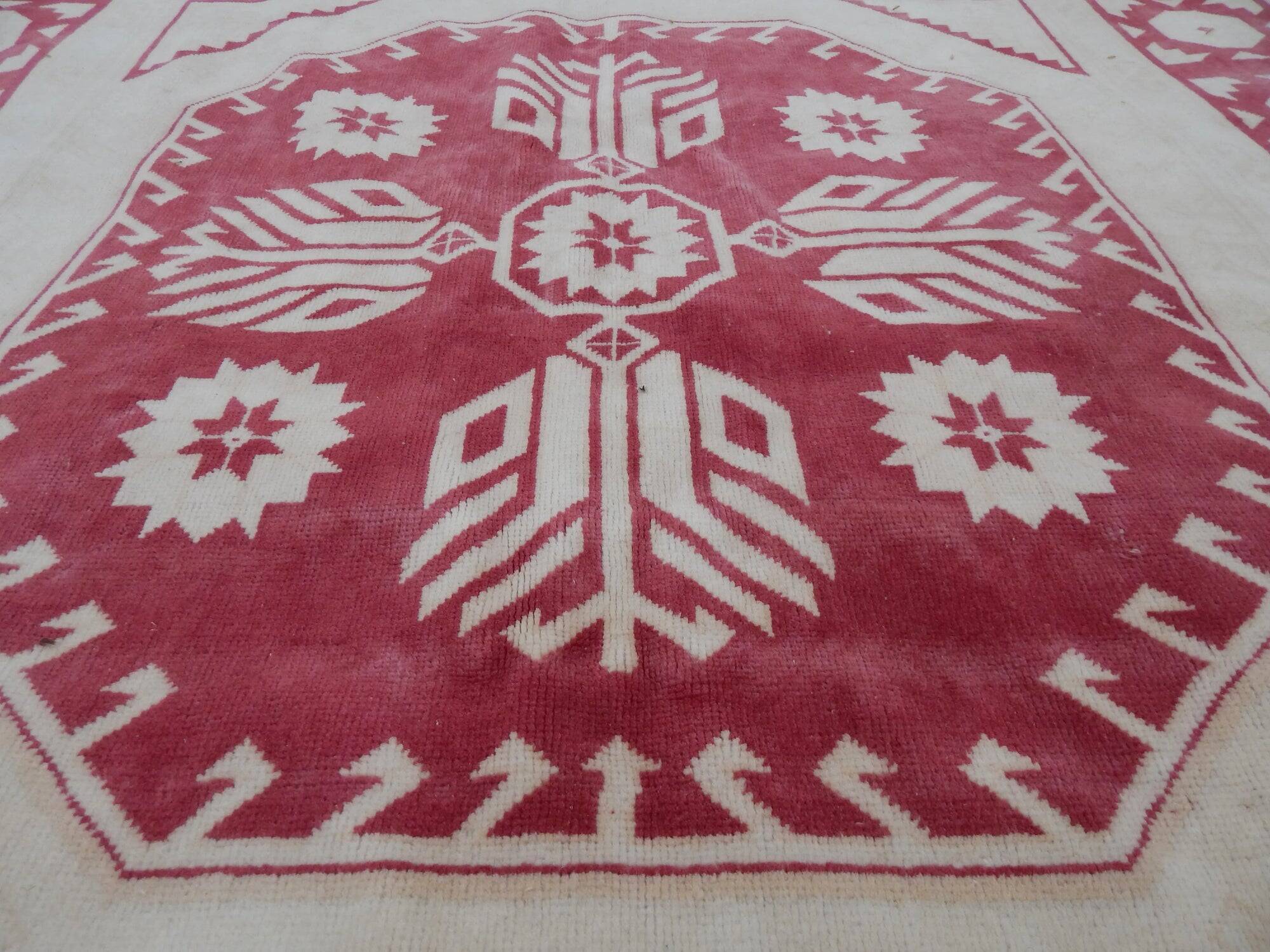 Vintage Turkish carpet handmade 189x316 cm