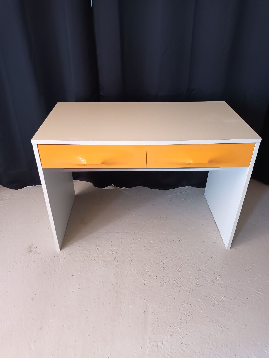 Design office of Raymond Loewy