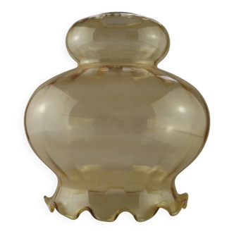 Grand abat-jour en verre ambré du milieu du siècle avec effet nervuré et bord festonné