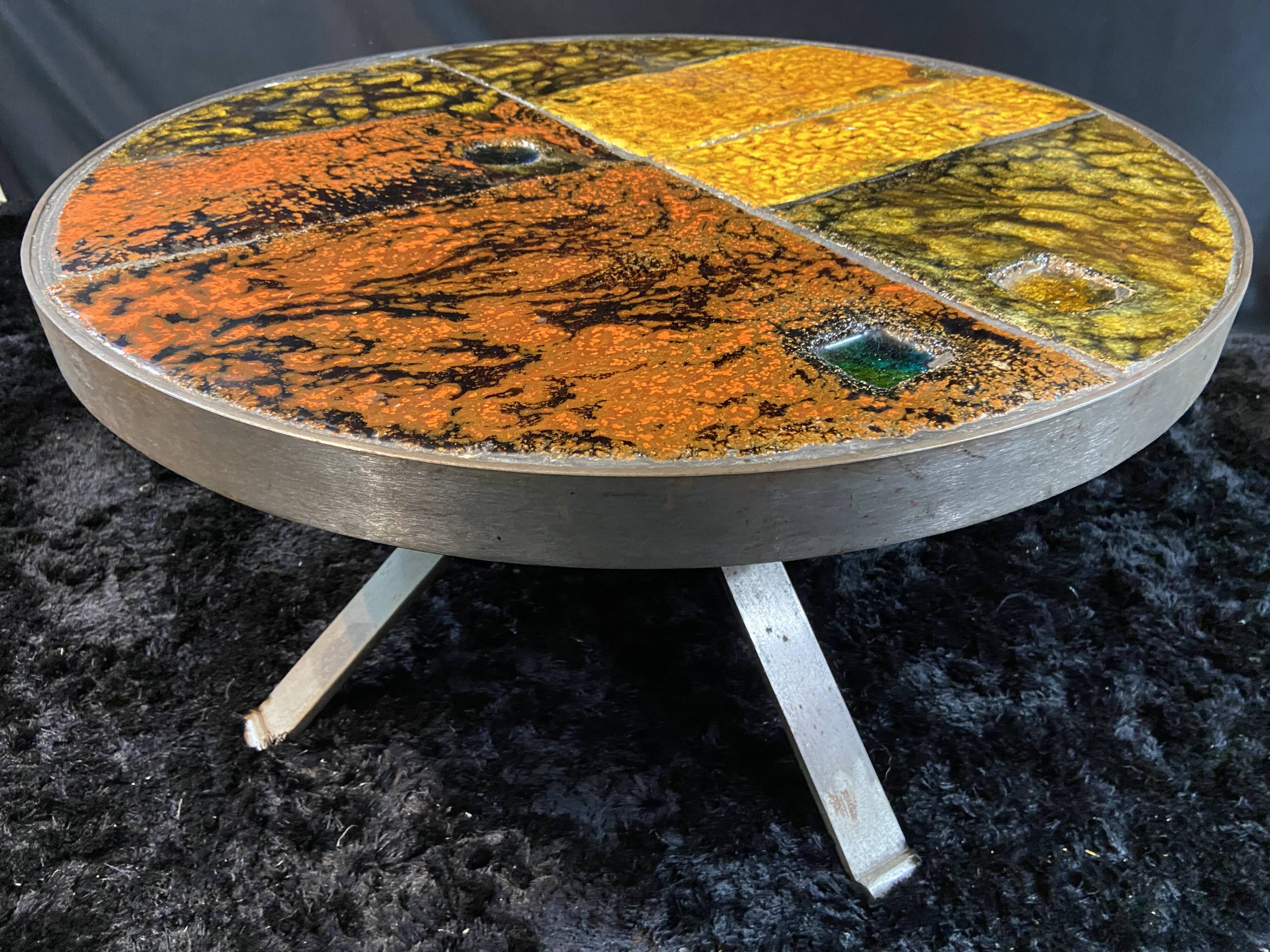 Roche Bobois coffee table design 1960-1970 ceramic top on metal.